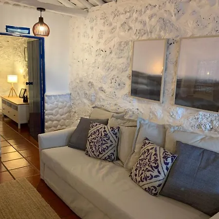 Holiday home The Boathouse: An Oceanfront